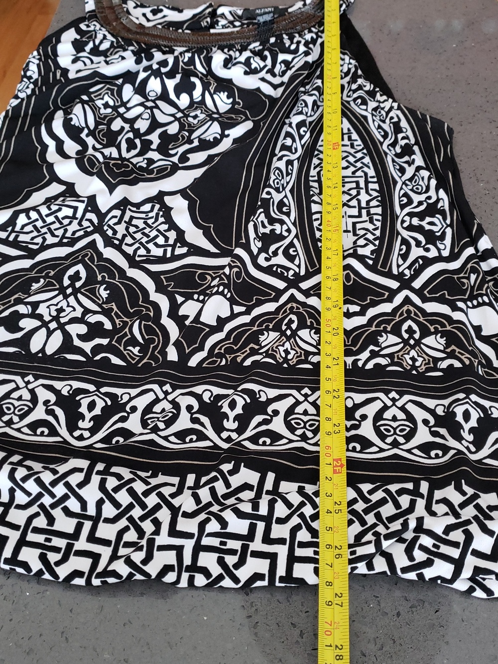 Alfani Beaded Neck Black and White Sleeveless Women's Top, 3X - Picture 12 of 15